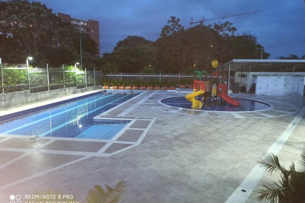 Apartamento Amoblado Fortezza 2 Ibagué エクステリア 写真